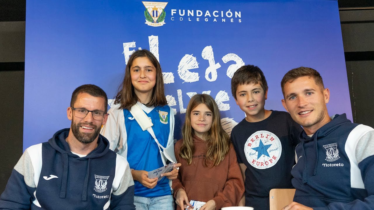 📹👨‍🏫 Dani Jiménez y Jorge Sáenz visitan el CEIP Carmen Conde con "El Lega vuelve al cole"