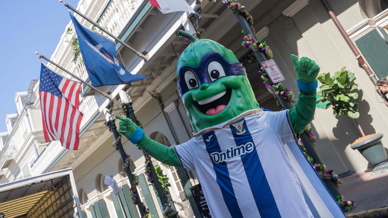 🦸🥒 SuperPepino 🫶 Nueva Orleans 🇺🇸🎺